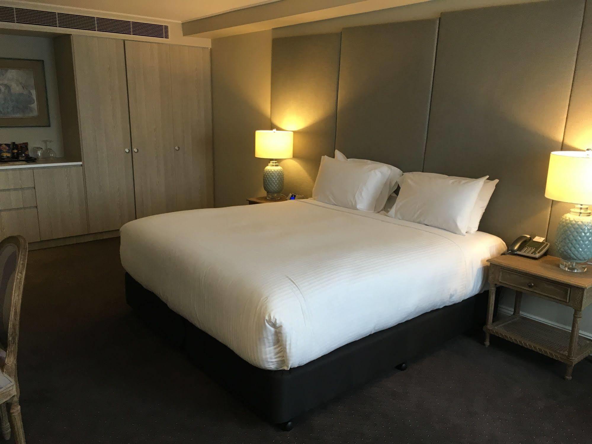 Miramare Gardens Boutique Accommodation Terrey Hills Екстериор снимка